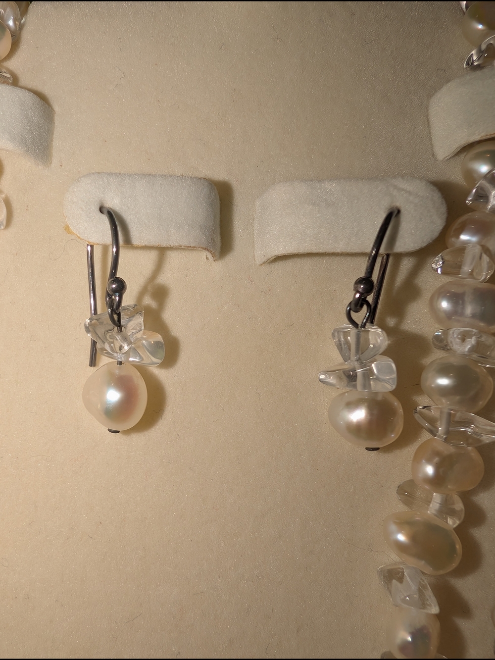 Coldwater Creek Ivory Pearl Necklace with Drop Earrings - Picture 5 of 9